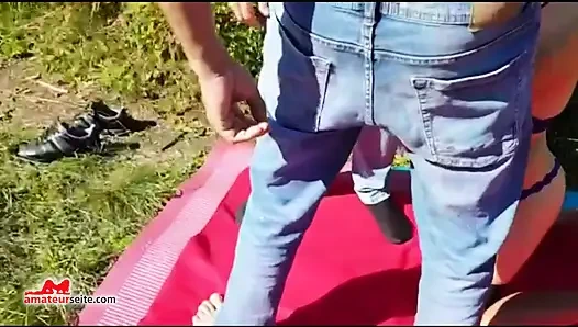 Popüler yıldızlarla heyecan verici amatör derleme