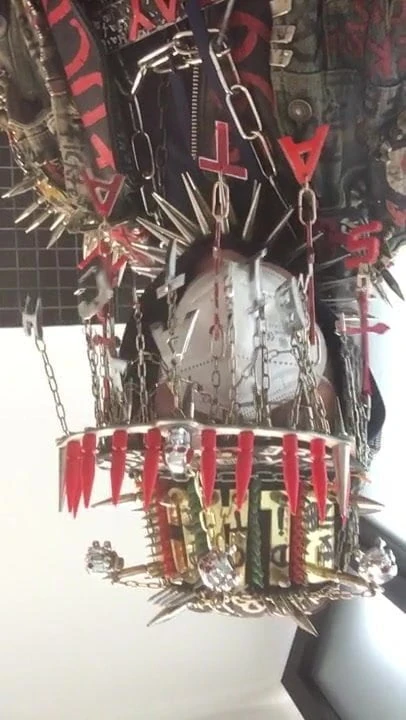 너무 흥분하는 Spikepunkboy
