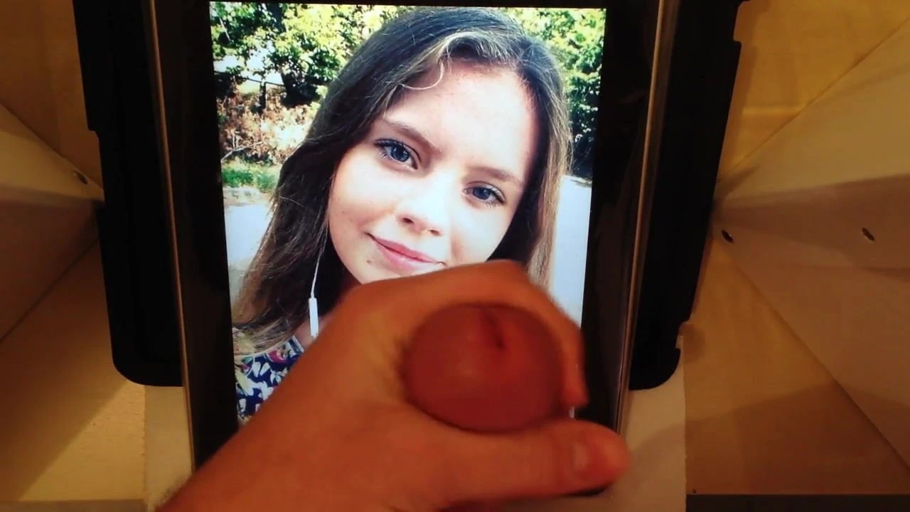 Penghormatan kepada Alyson Hoffman