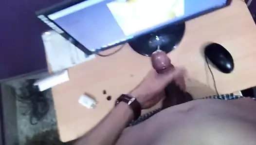 tanıdığım birine saygılar..