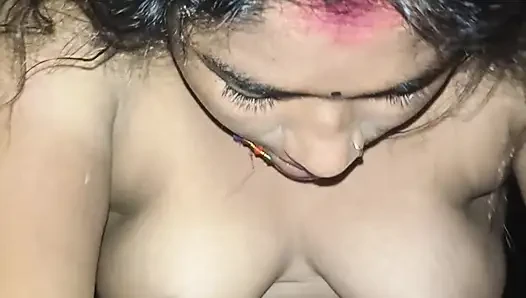 He took his girlfriend to the terrace and fucked her with great love all night long.