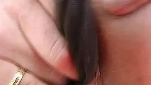 Bu Alman genç kızın senin için amını açmasını izle