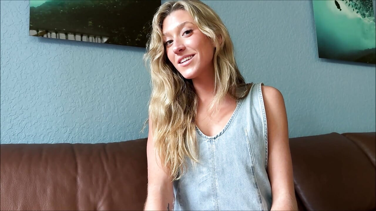 Tomboy Best Friend Proves She's Not A Lesbian - Addison Vodka - Perfect Girlfriend - Alex Adams