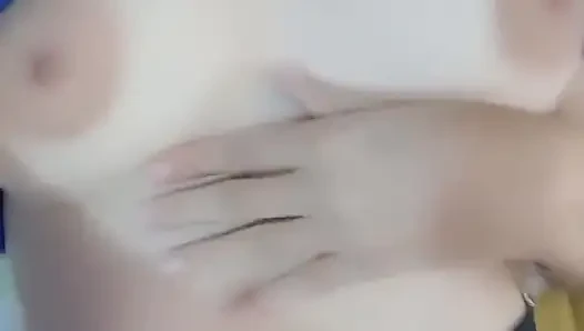 Sei ein guter stiefsohn und gib deiner stiefmutter eine massage