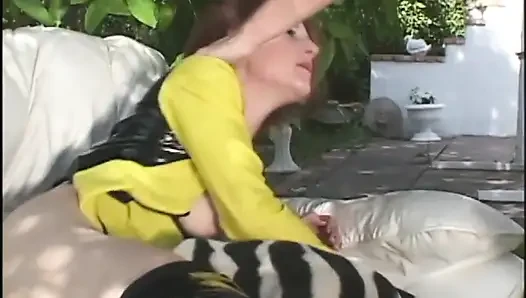 Tangan ganda di pantat dengan ngentot anal