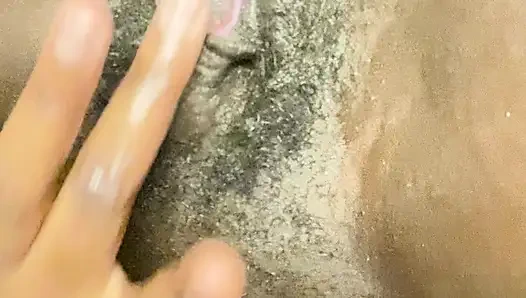 Sulu ıslak solo zenci amcık oyunu (edepsiz konuşma)