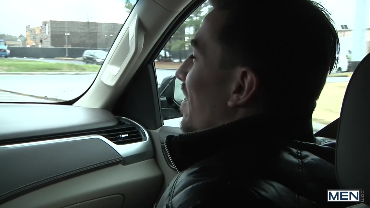 MEN - 既婚男性コルビー・ジャンセンは、彼の車の中でクイックファックのために彼のお気に入りのスタッドジャックハンターを拾います