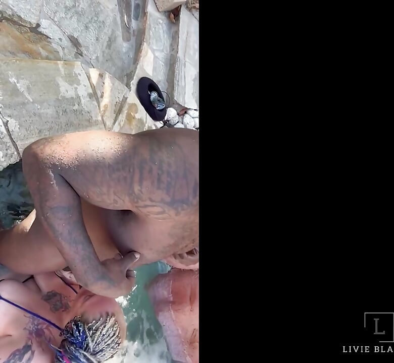 Hot Tub Dick Sucking