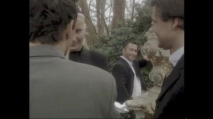 ไม่มีอะไรดีไปกว่าการอมควยในงานแต่งงาน