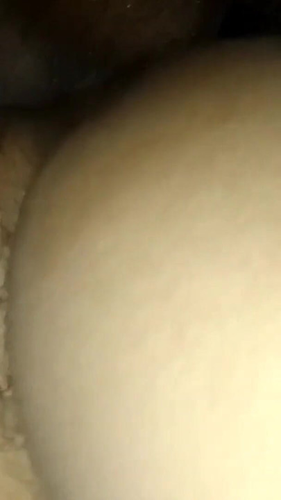 Une villageoise se fait baiser, vidéo hardcore en audio clair en hindi, deshi ladki ki tange utha kar choot faad fait une vidéo de sexe en hindi | Clip 1