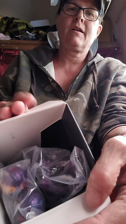 Gift Unboxing