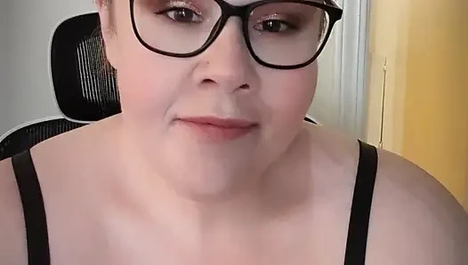 Sissy-therapeutin HollyLou