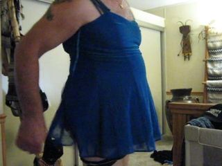 sissy leslie showing daddy