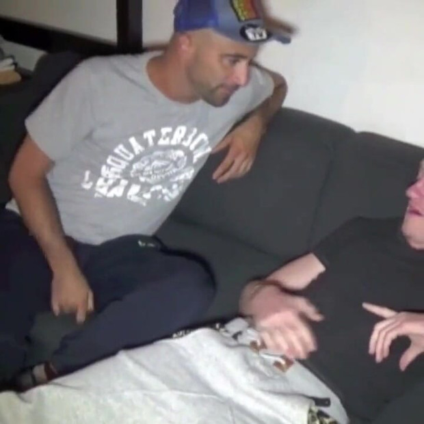 Elias трахнул секс с молодой блондинкой твинком