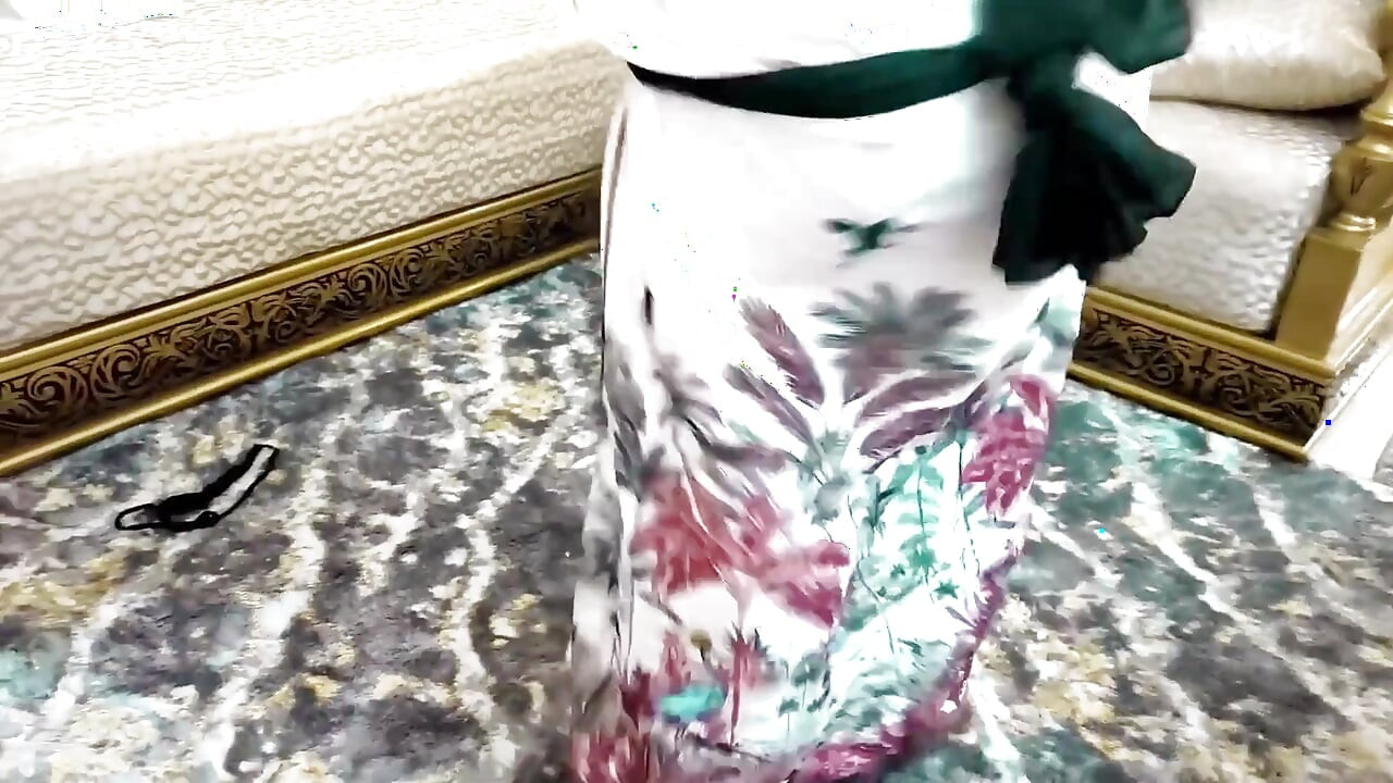 Novi zalivski veiled seks sa jasnim arapskim glasom
