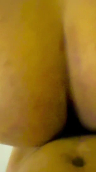 Bhabhi Ko ko Gapa Gap Choda jab uski Stuck Under Bed | Clip 3