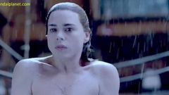 Billie Piper, scène de nu dans Penny Dreadful scandalplanet.com