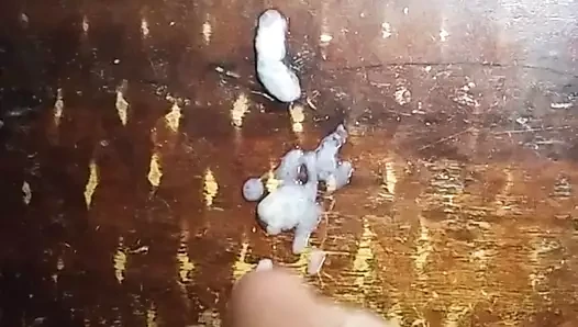 Çok kalın fındıklı puding
