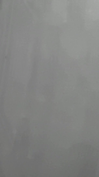 Sau khi tắm tìm kiếm những gì tôi mặc những gì là phù hợp với tôi. | Đoạn video ngắn 1