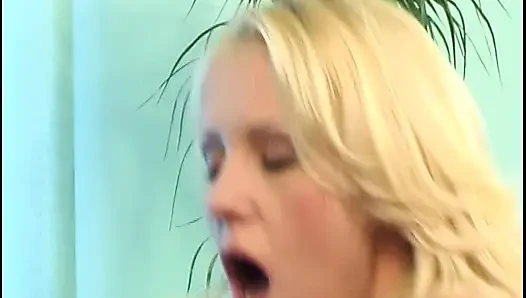 Alexa Weix Avrupalı yıldızı hardcore