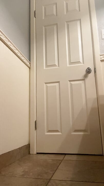 Ντροπαλό πρωινό γυμνό