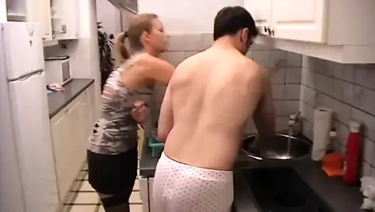 I want my kitchen to shine, slave!