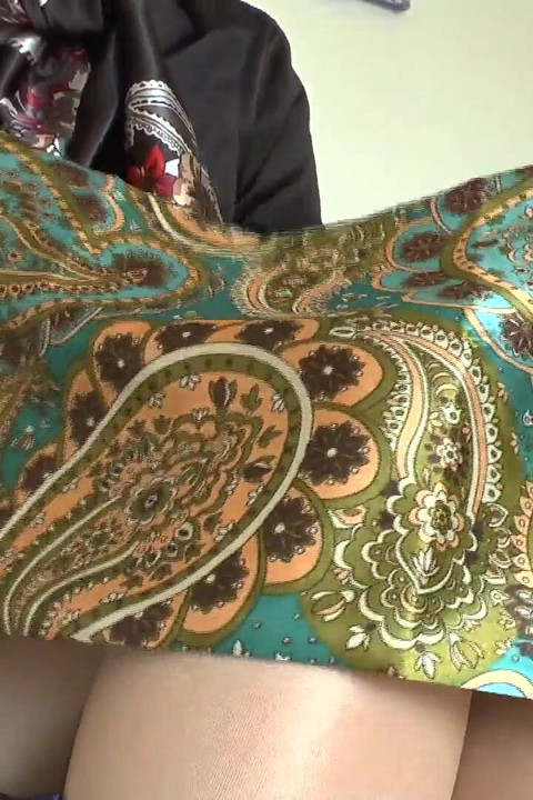 Na Wielkanoc, You May Ejaculate na My Satin Scarf, Lady Victoria Valente