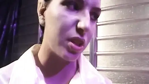 Ahegao si cewek nakal kulit hitam dientot habis-habisan sama kontol besar pria kulit hitam sampai tenggorokan