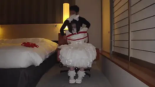 Olgun bir adam ve dark allure tarafından çekilen gotik bir güzellik