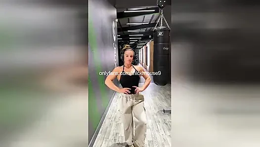 TikTok Live Ups: Teenager anal von riesigem schwanz zerstört - muschi leckt sperma!