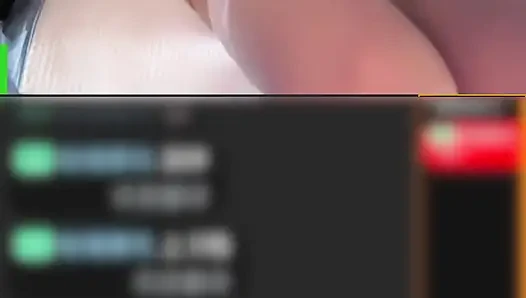 Siaran langsung video guru dibagikan dengan sekelompok pria bernafsu