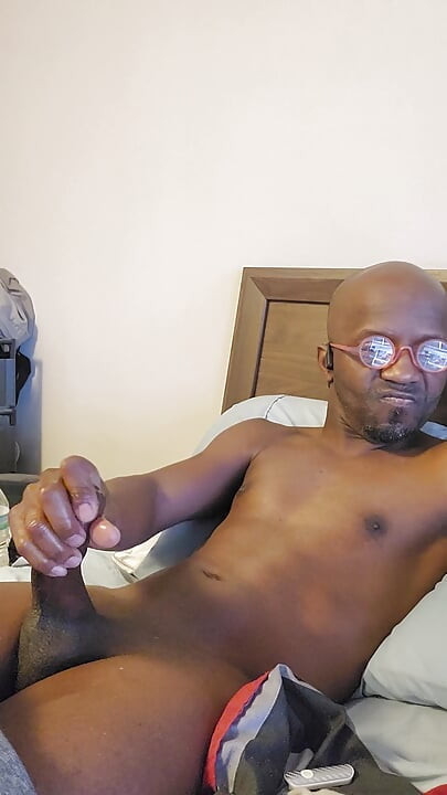 needs white daddys and grandpapas to suck and swallowing