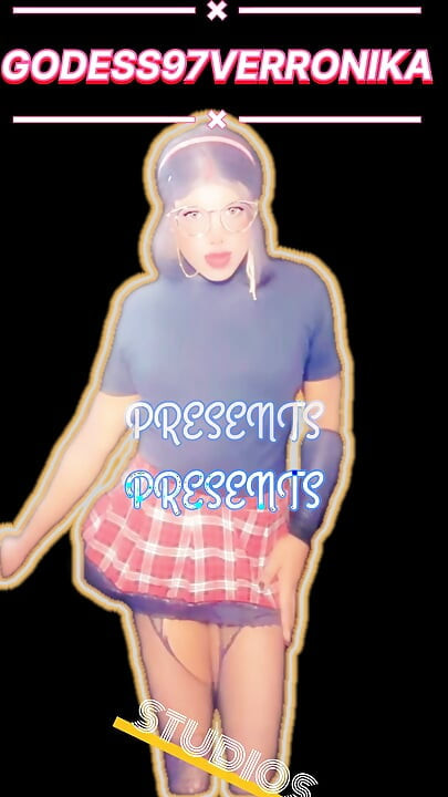 IIPink Slutty Princess Part 1 II Riding Huge Dildo II Licking Dirty Dildo II Deep Throat II Intense Dirty Talk II Solo Play Hard