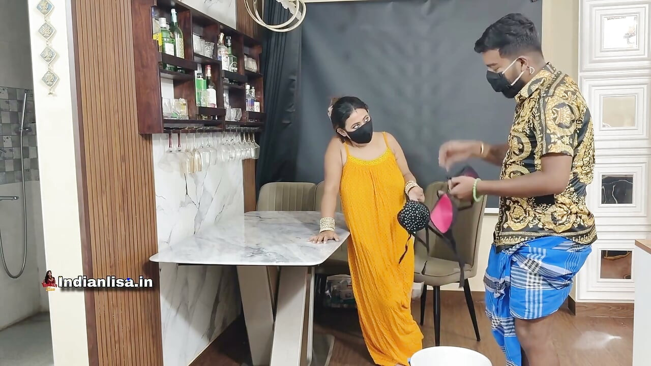 Step Stepson Saw Stepmom Seducing Bra Seller