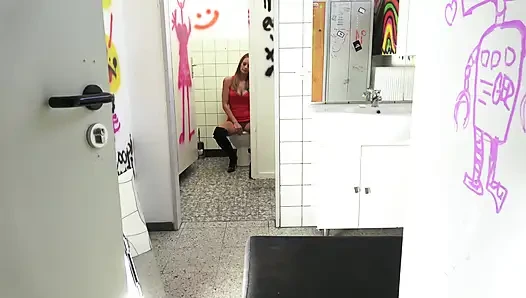 Amateur straßennutten teil 5 - Amateure aufgenommen - deutsch gesprochen