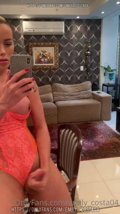 Emily Cum 1