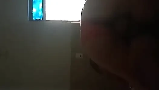 Ева не может выдержать трах, мы пошли в дешевый мотель заняться сексом