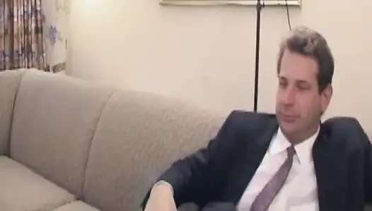 Olgun sarışınlar yarak emiyor ve sert biniyor