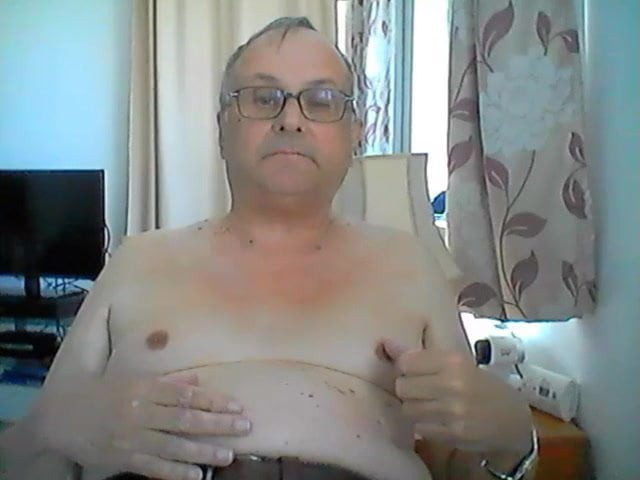 daddy strokes on cam