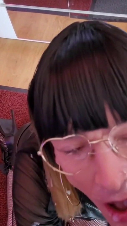CuMSLut! CuMFace! The Inspector of Finished Works does The Tail Emptyer. VaneSsaBiTCHx PariSChienneTrvprod91 | Clip 1