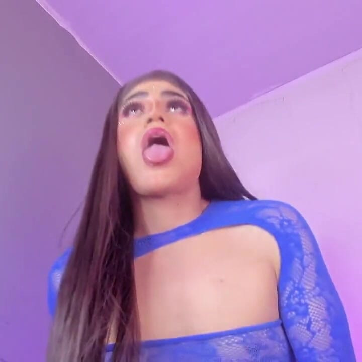 Beautiful Colombian Trans Masturbates Her Fat and White Cock Until She Drips Precum Non-stop