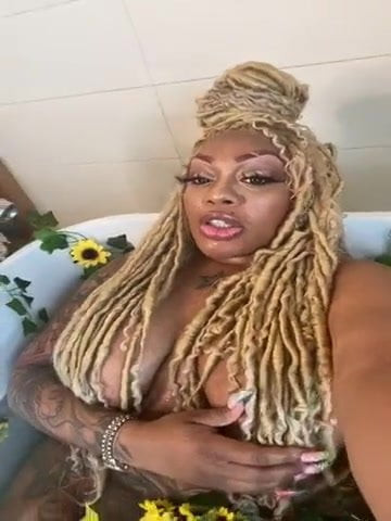 Lethal lips Ig live pt2 #HoeisLife
