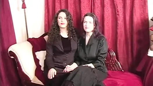 Desperate Amateurs Lucia and Zayda