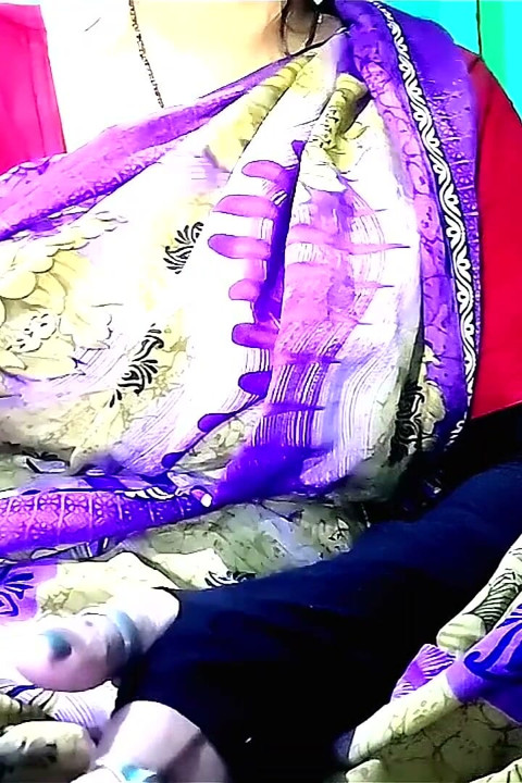 Exotic Desi Saree Tease - Sensual Blouse Boob Pressing (part 1) HD
