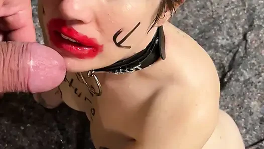 Julia menelan pejuh