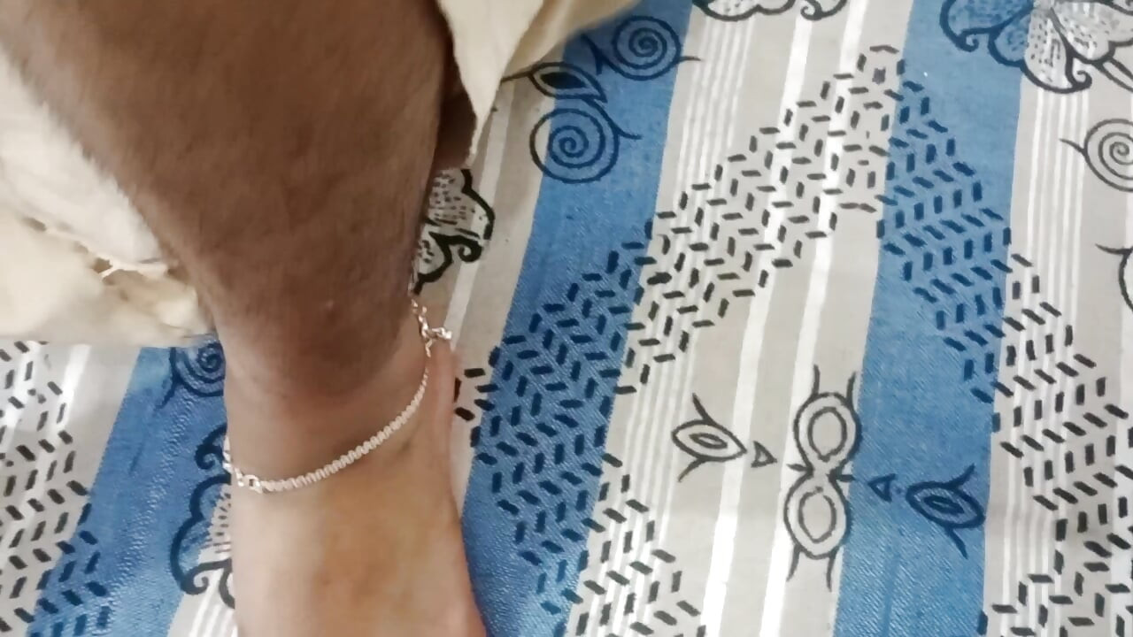 私は大家さんの家でセックスしました