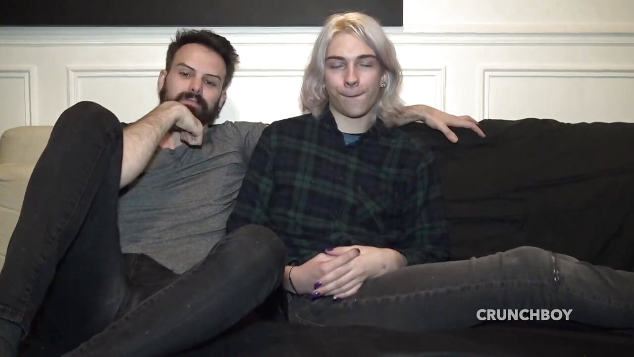 Puta Femboy follada a pelo por Rex Helix