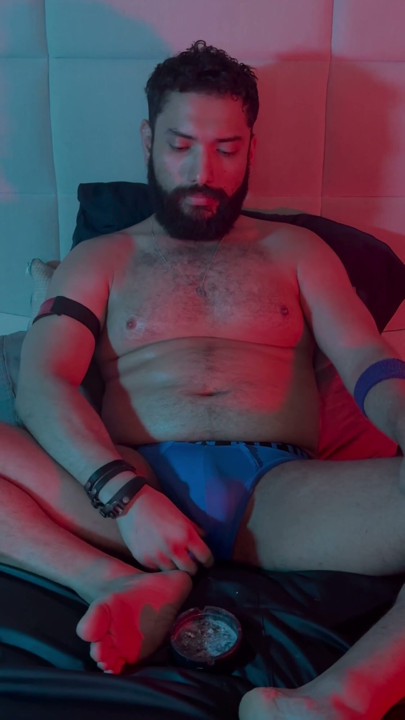 Chill Evening Vibes: Smoking in Style with Speedo Lounge Session | Clip 1