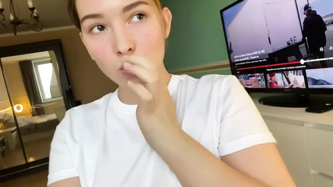 Shows Pussy Very Close, Jerks It off and Changes Angles for You