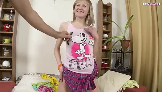 Oyuncakla götünü anal seks için hazırliyorum